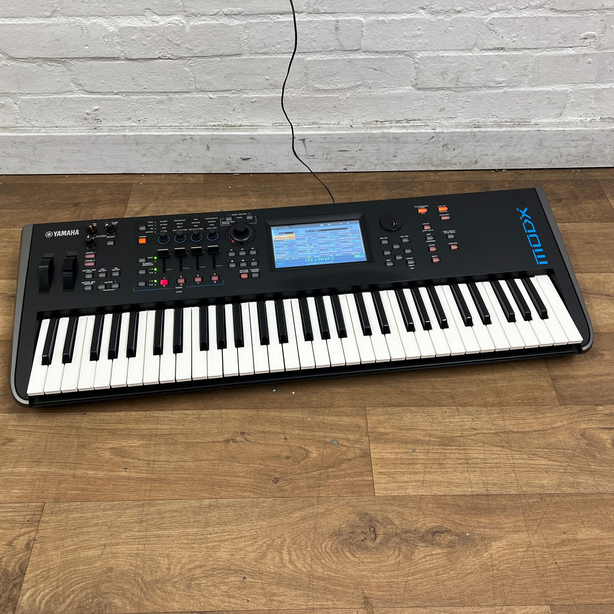 Yamaha MODX6 Synthersizer Keyboard; Serial No: BBZH01015 | Second Hand