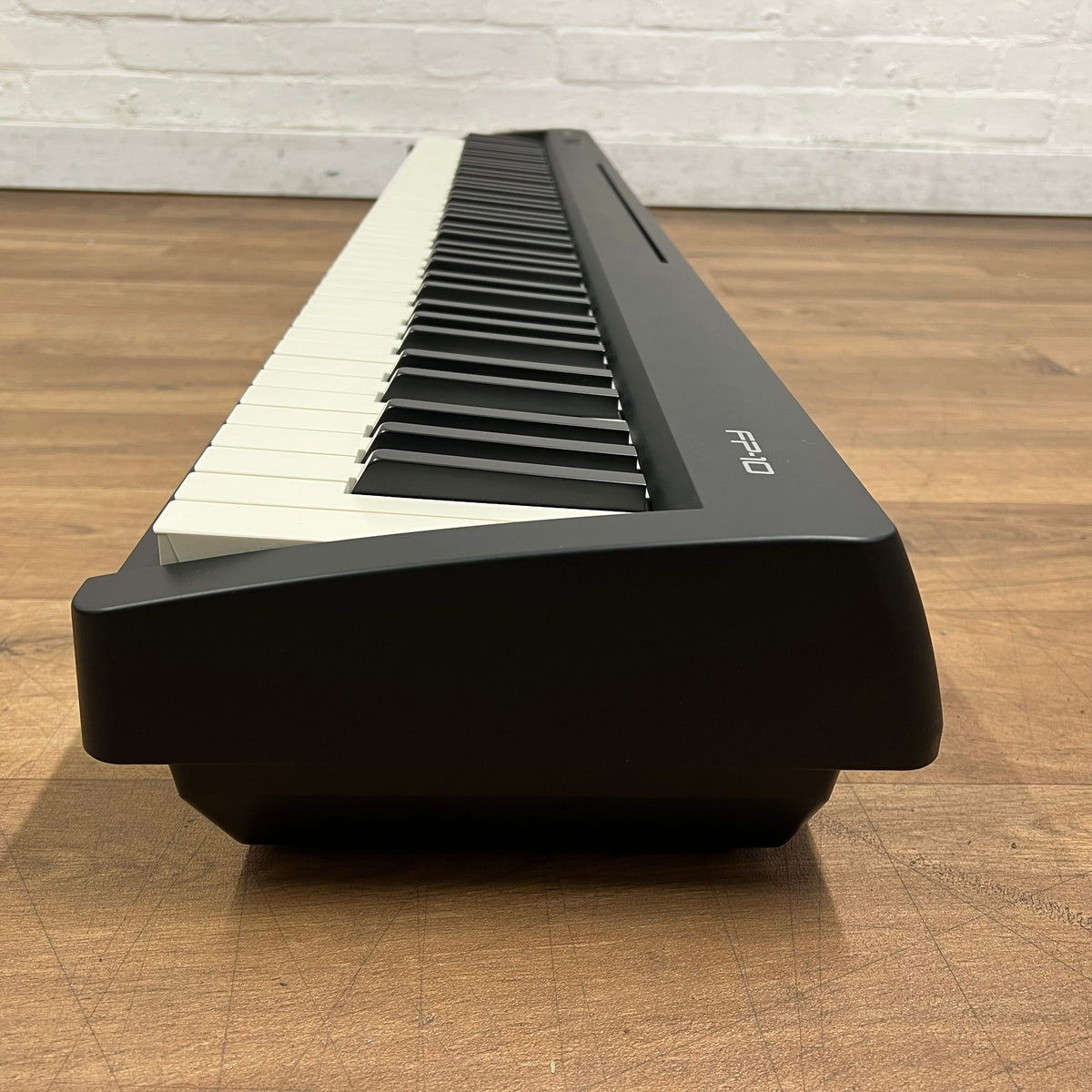 Roland FP10 Portable Piano; Serial No: Z7J5549 | Second Hand
