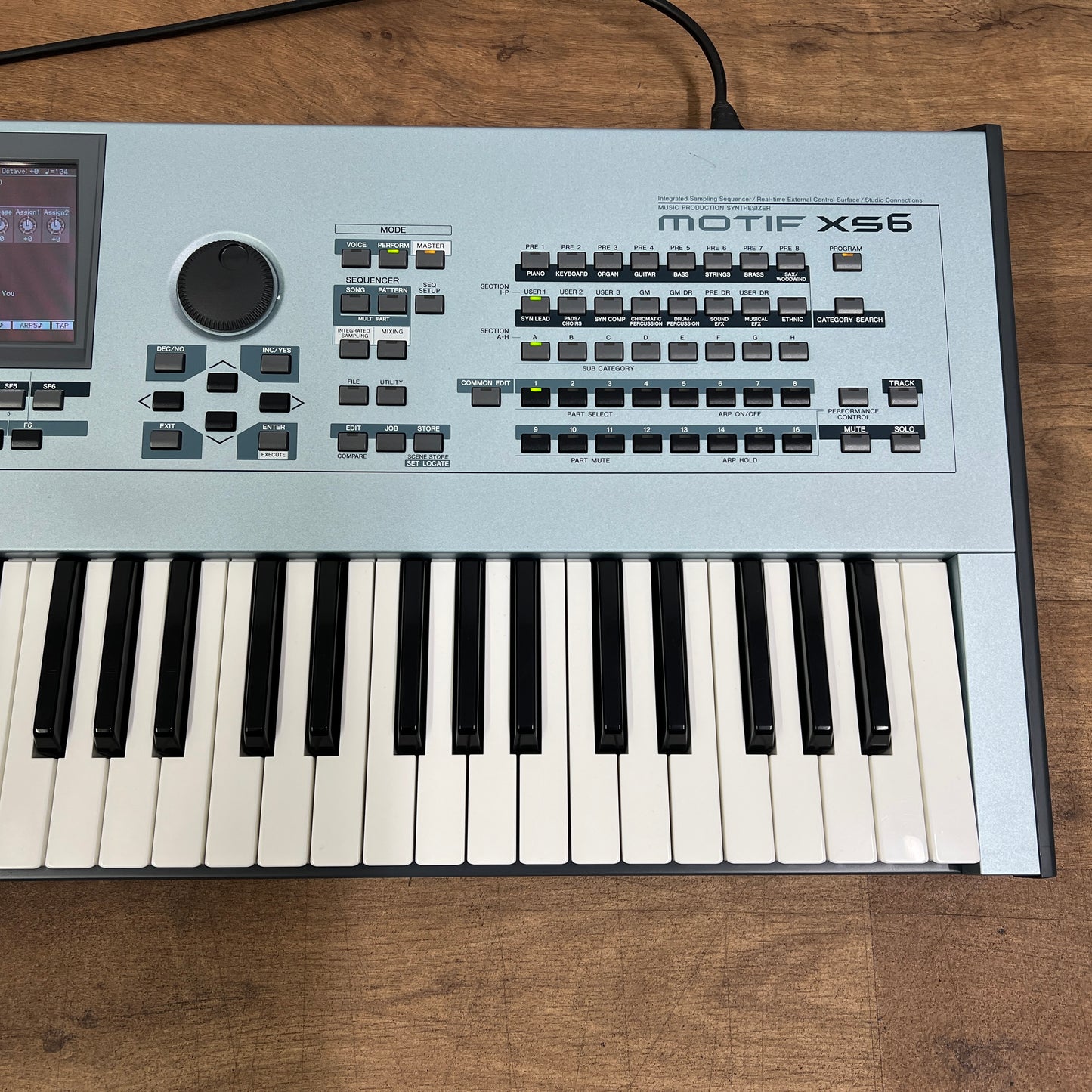 Yamaha MOTIF XS6 Workstation Synth; Serial No: GBRACK01005 | Second Hand