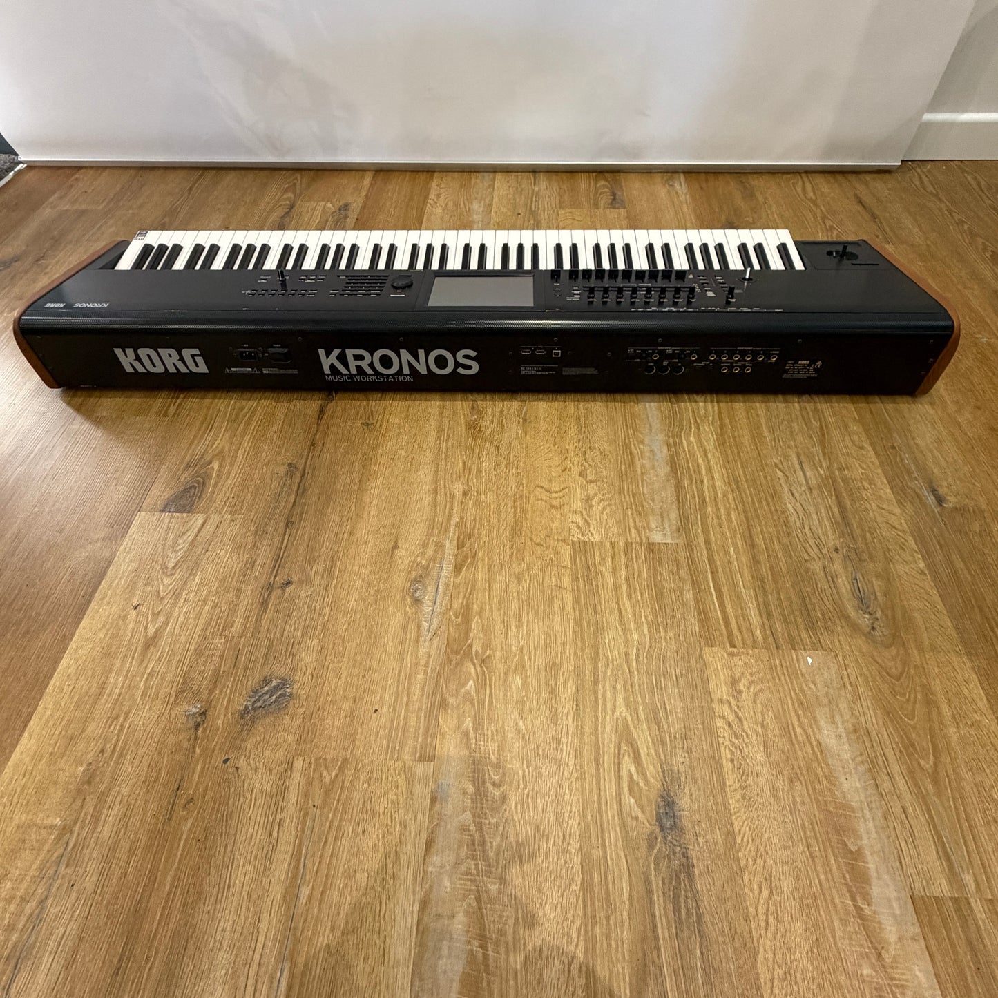 Korg Kronos 2 88 Music Workstation; Serial No: 205114 | Second Hand