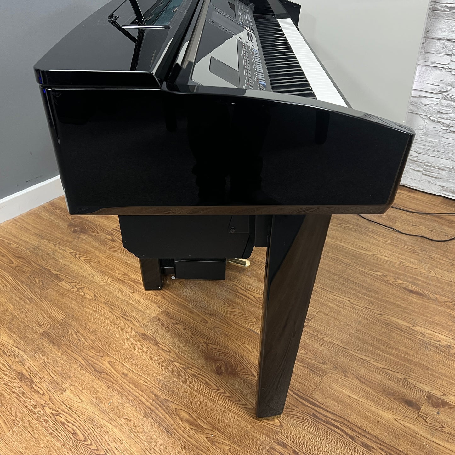 Yamaha CVP405PE Digital Piano With Matching Stool; Serial No: GBRCNY01018 | Second Hand