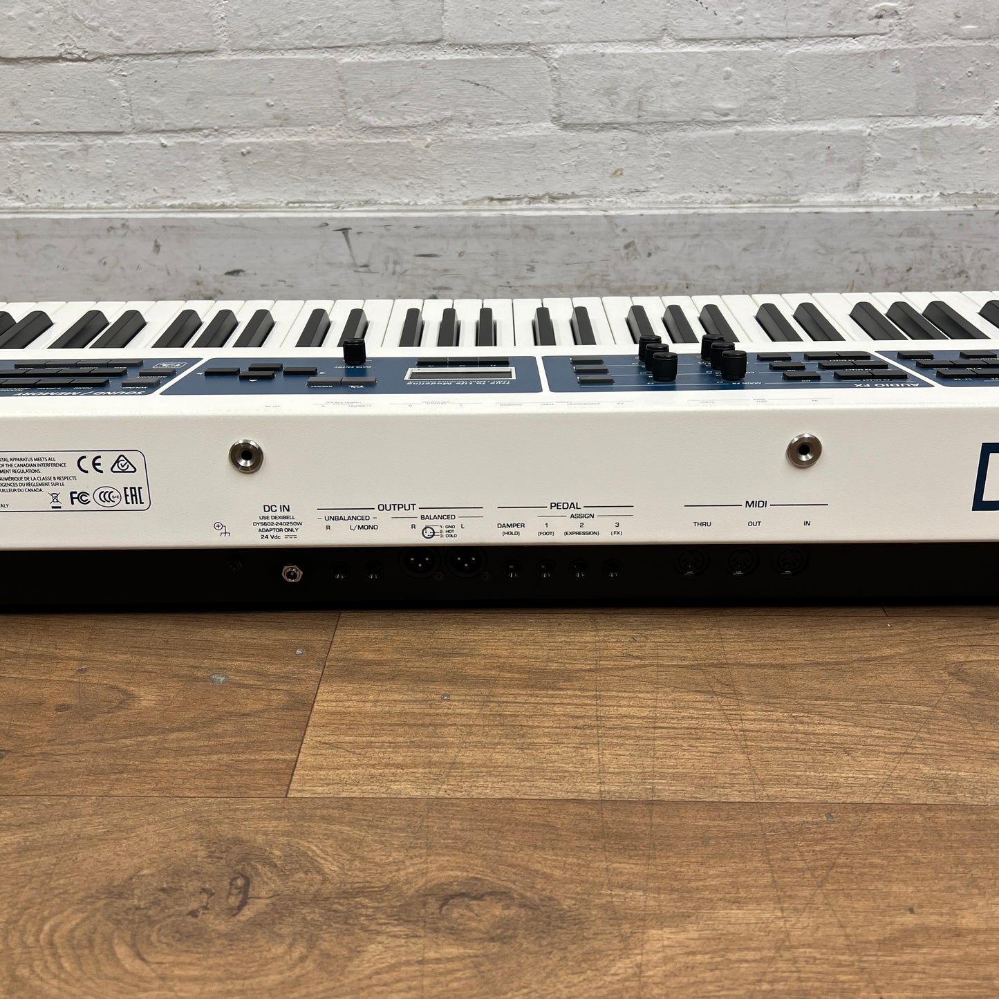 Dexibell S8M Stage Piano With Built-In Speaker System; Serial No: 723 | Ex Demo