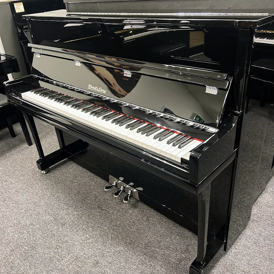 Wendl & Lung 115 Upright Piano in Polished Ebony; WL51727 | Second Hand
