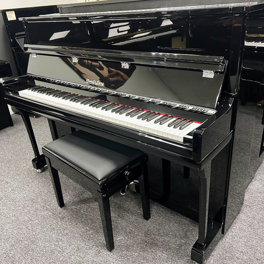 Wendl & Lung 115 Upright Piano in Polished Ebony; WL51727 | Second Hand