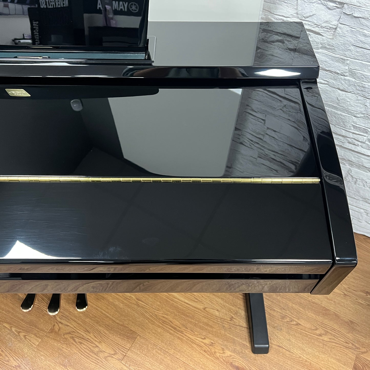 Yamaha CVP403 Polished Ebony Digital Piano With Matching Stool; Serial No: GBRCNZ01023 | Second Hand