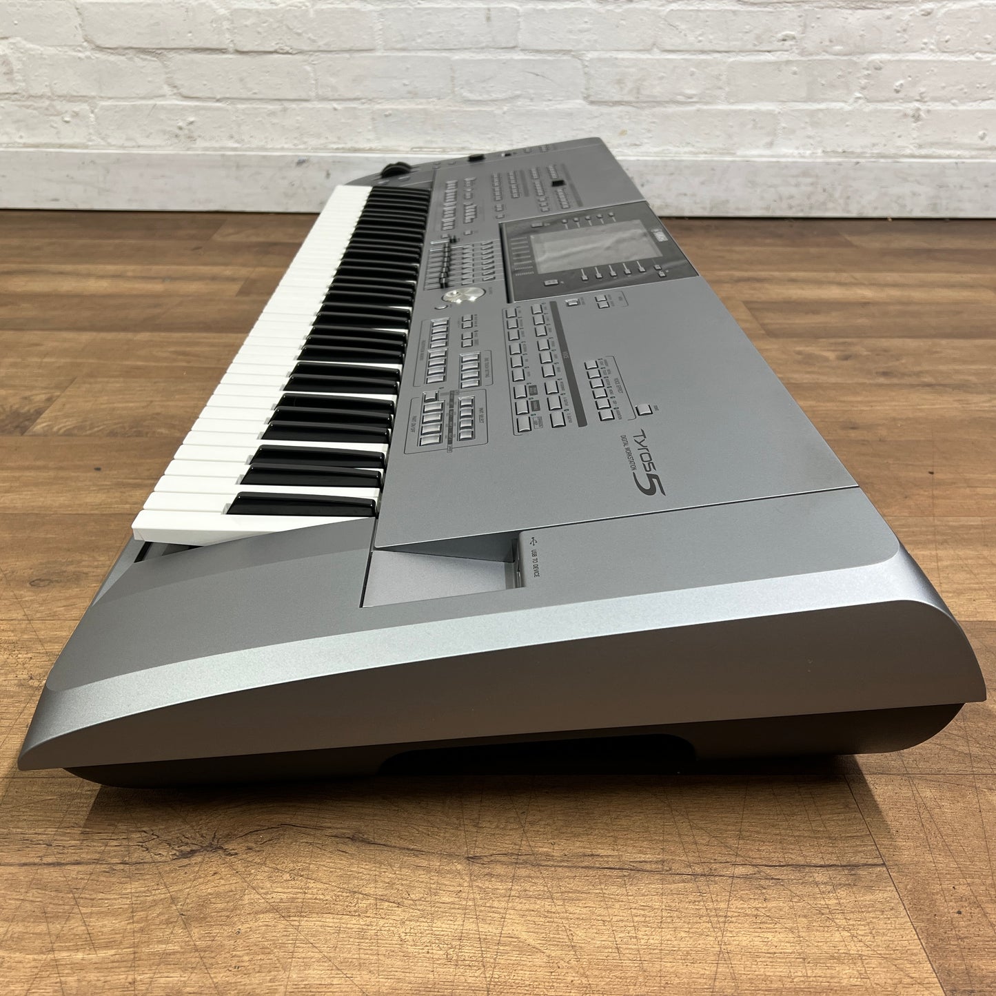 Yamaha Tyros 5 76 Keyboard; Serial No EAUX01049 | Second Hand