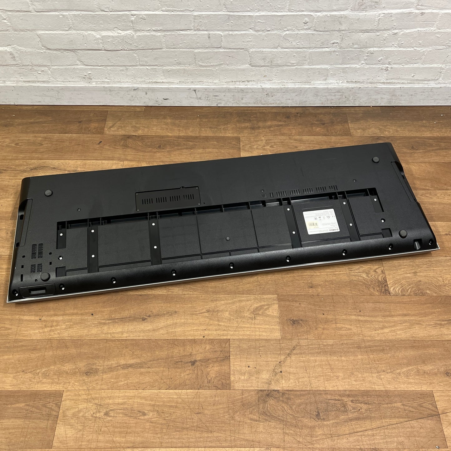 Yamaha Tyros 5 76 Keyboard; Serial No EAUX01049 | Second Hand