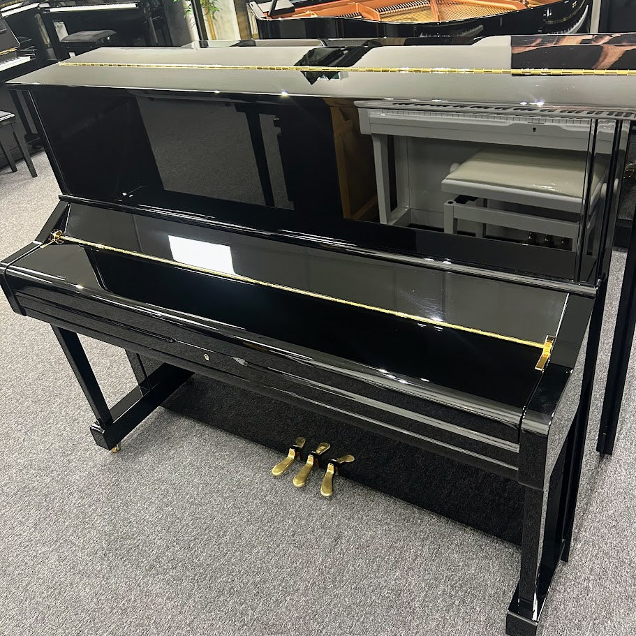 Yamaha U1 Upright Piano in Polished Ebony; Serial No: 6343116 | Second Hand