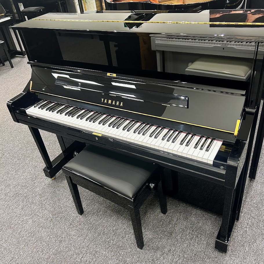 Yamaha U1 Upright Piano in Polished Ebony; Serial No: 6343116 | Second Hand