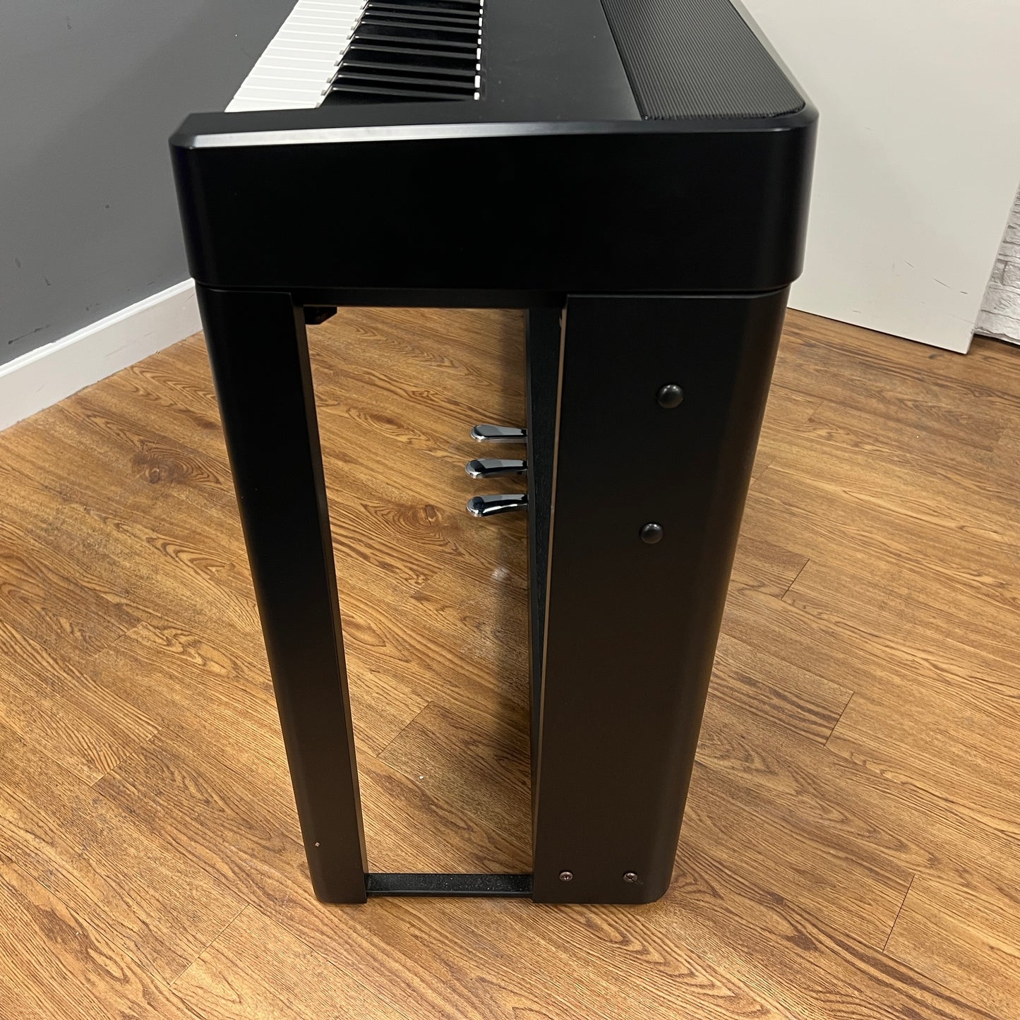 Kawai ES920 Portable Piano With Stand and Pedalboard; Serial No: G512608 | Second Hand