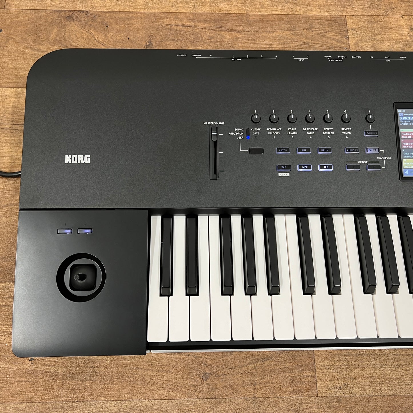 Korg Nautilus 61: Serial No: 3041 | Second Hand