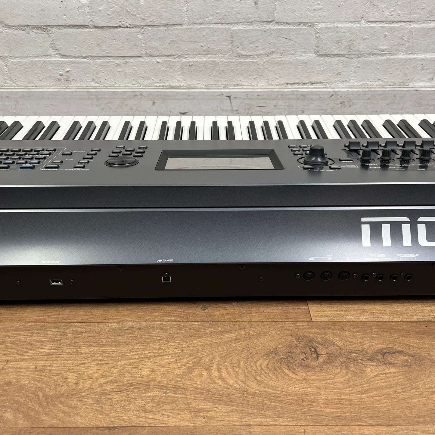 Yamaha Montage 8 Synthesizer Serial No: BAXY01008 | Second Hand