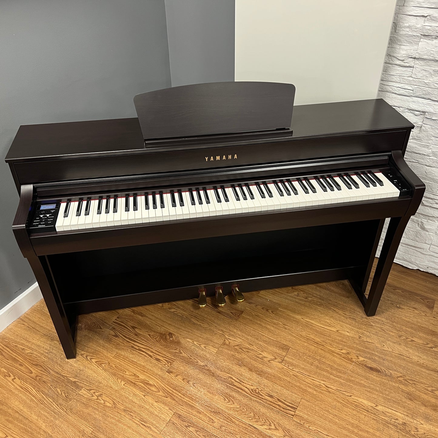 Yamaha CLP735 Rosewood Digital Piano With Matching Stool Serial No: BCBI01073 | Second Hand