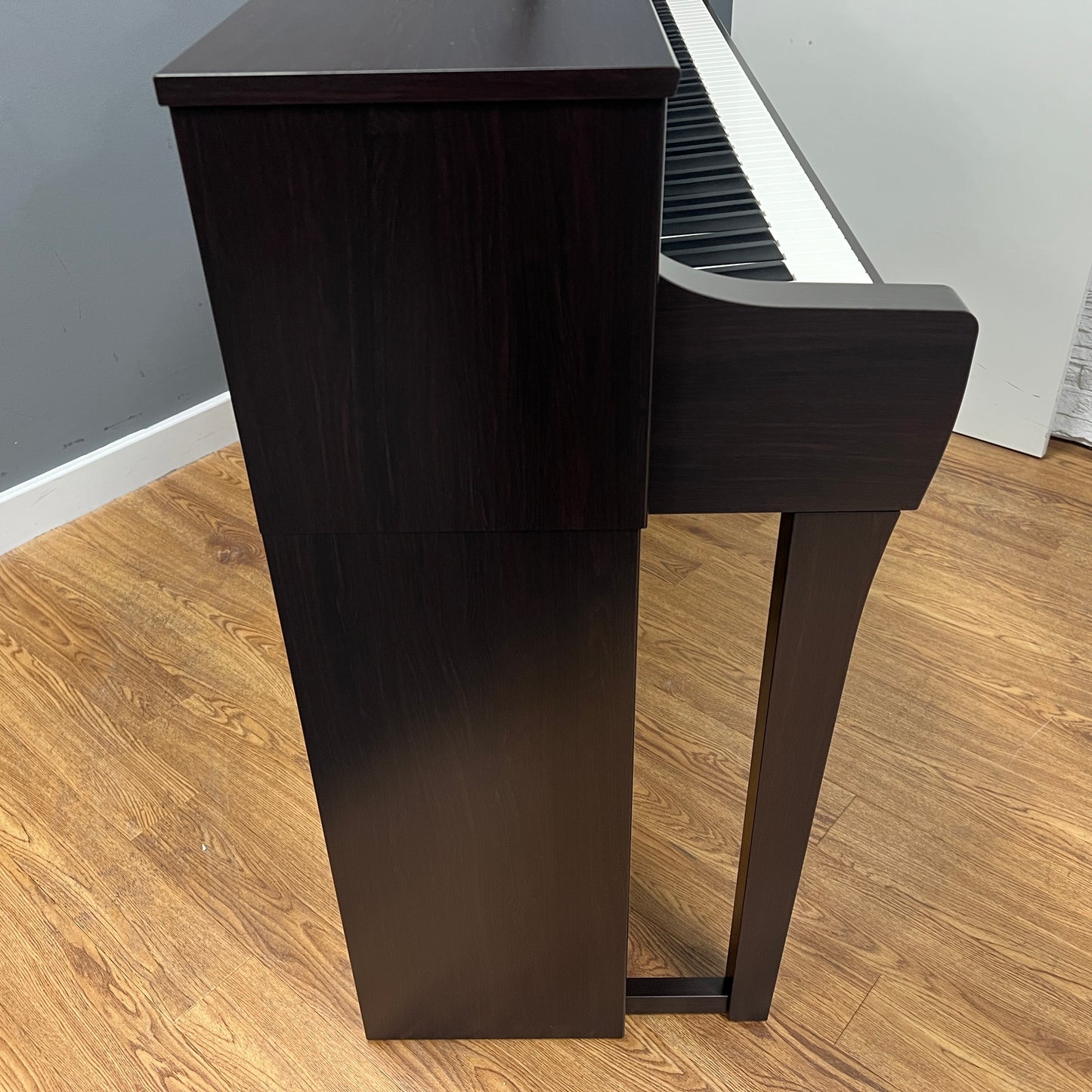 Yamaha CLP735 Rosewood Digital Piano With Matching Stool Serial No: BCBI01073 | Second Hand