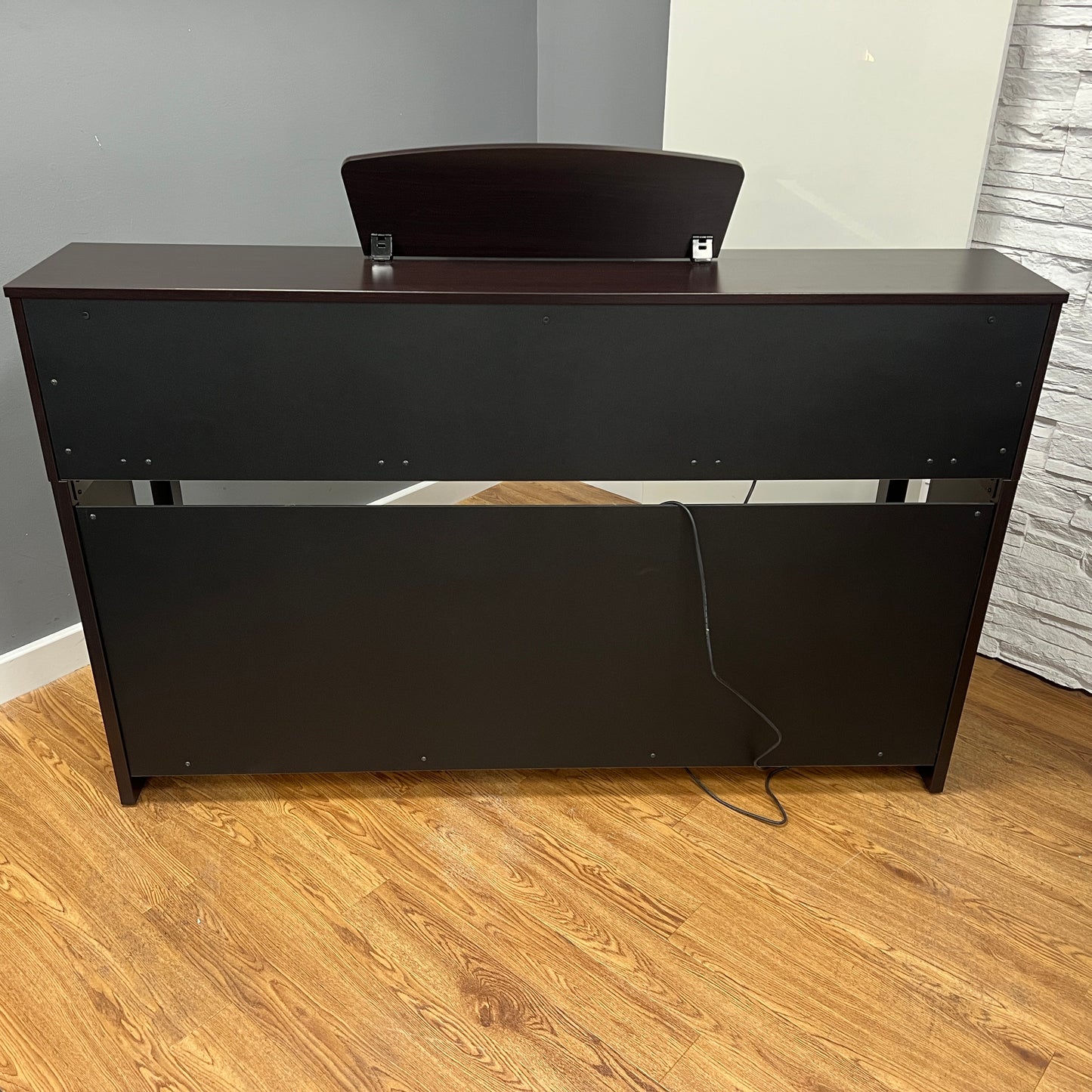 Yamaha CLP735 Rosewood Digital Piano With Matching Stool Serial No: BCBI01073 | Second Hand