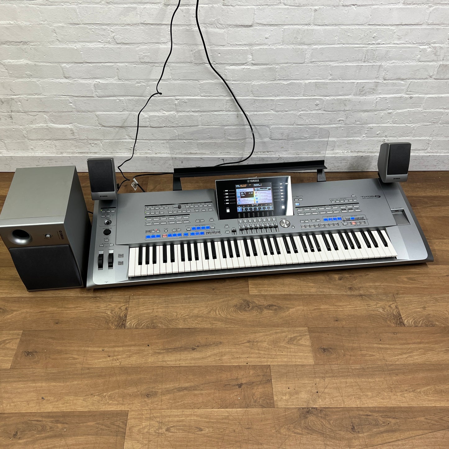 Yamaha Tyros 5 76 Keyboard With Speaker System; Serial No: BAVY01005 | Second Hand