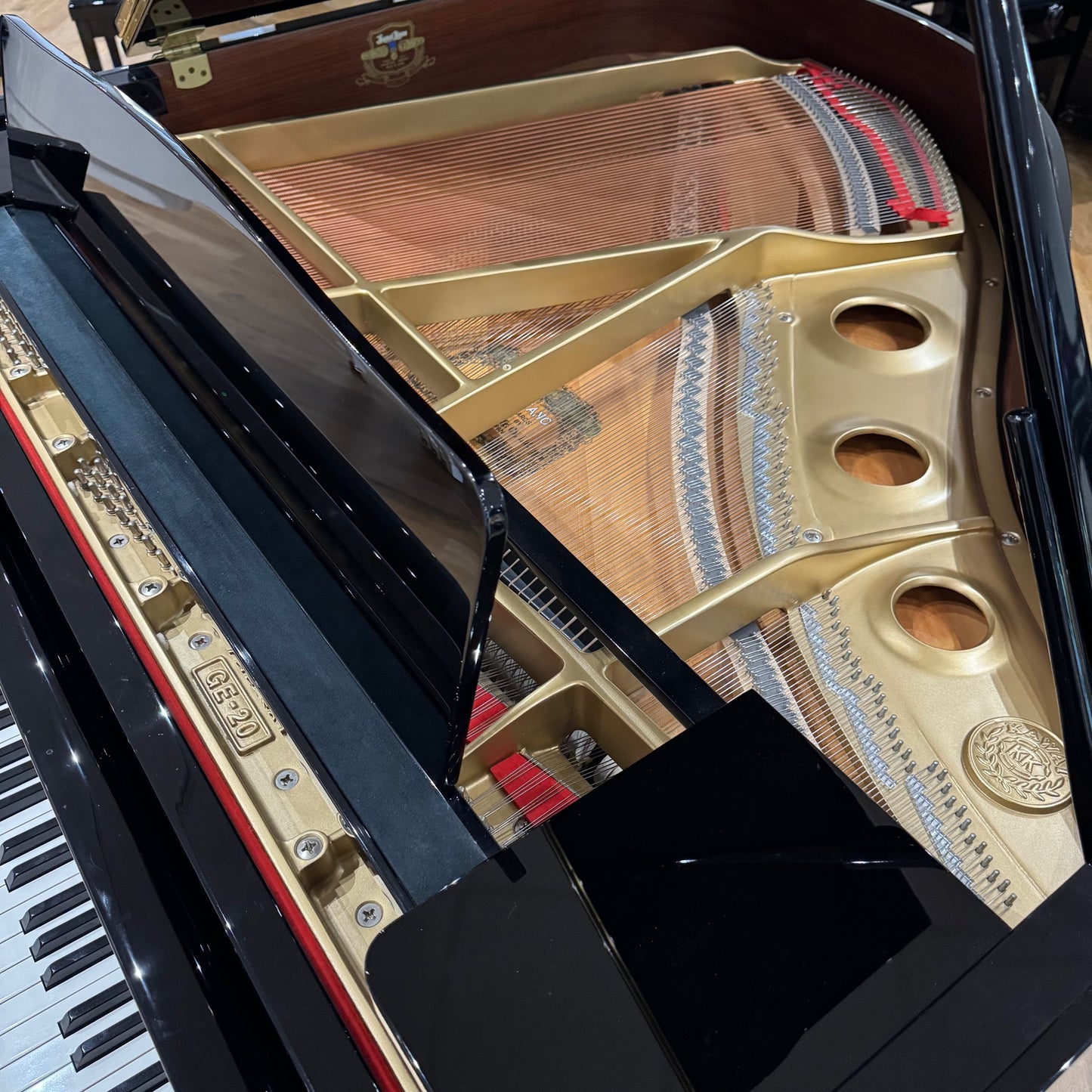 Kawai GE20 Grand Piano in Polished Ebony; 2571291 | Second Hand