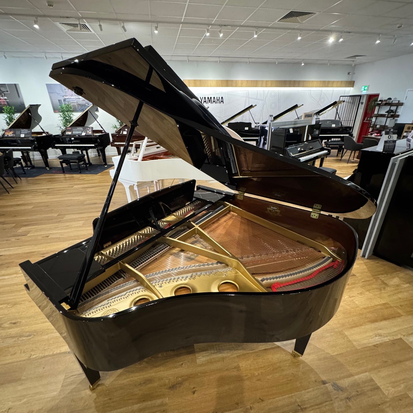 Kawai GE20 Grand Piano in Polished Ebony; 2571291 | Second Hand