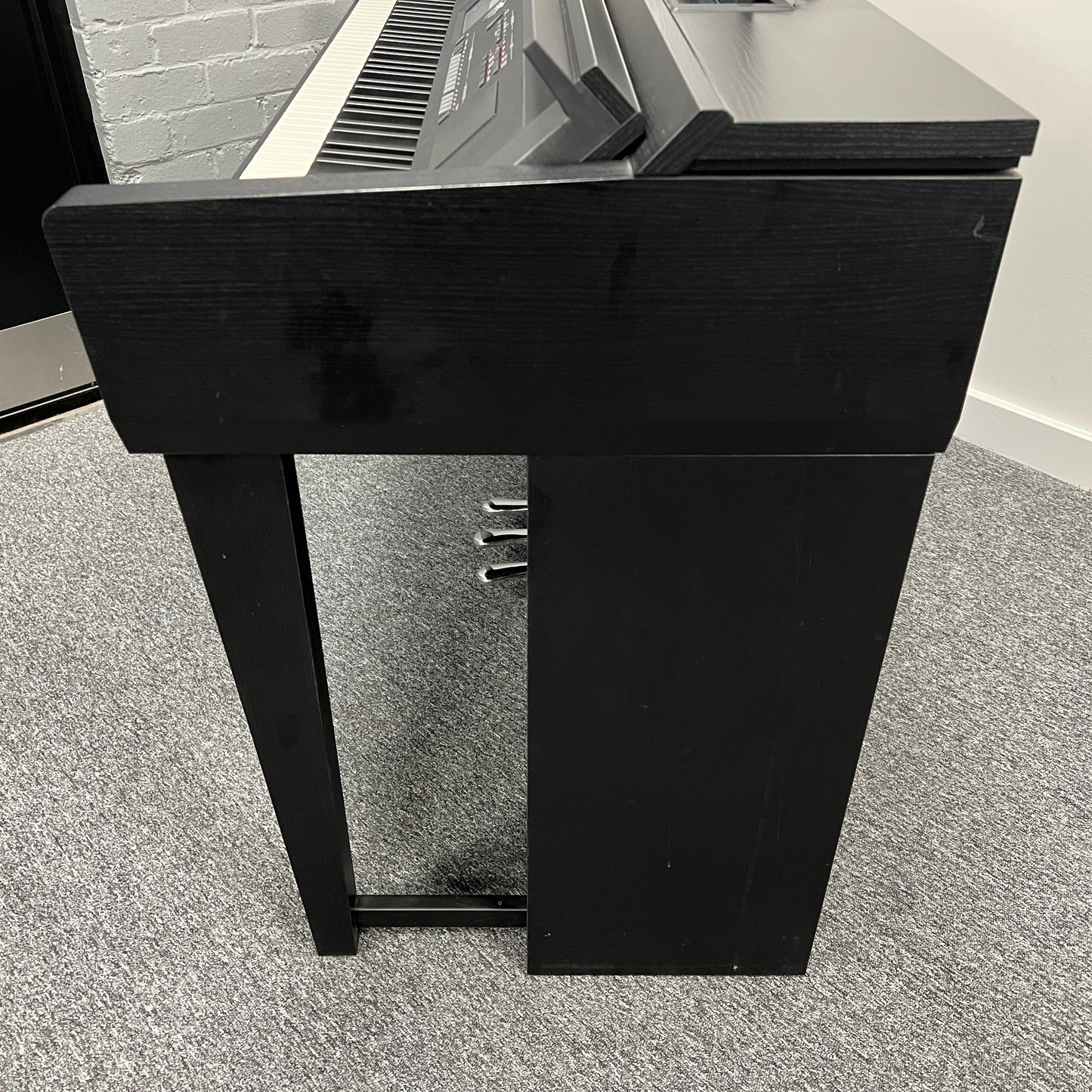 Yamaha CVP605B Digital Piano Black With Matching Stool; Serial No: BCUO01006 | Second Hand