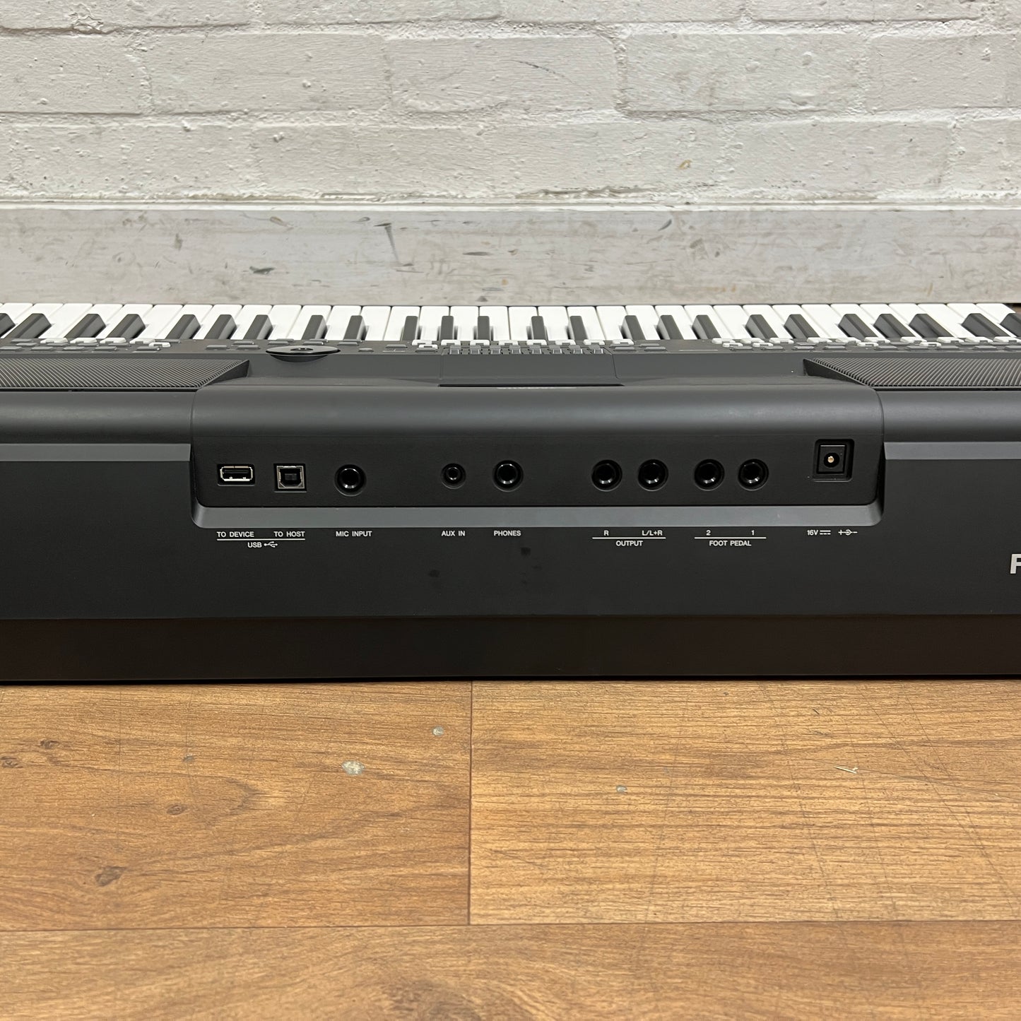 Yamaha PSR SX600 Keyboard; Serial No: JBFP01017 | Second Hand