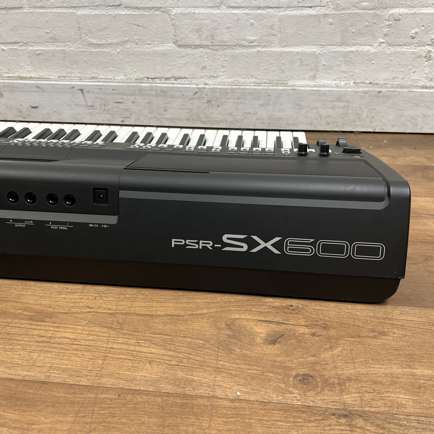 Yamaha PSR SX600 Keyboard; Serial No: JBFP01017 | Second Hand