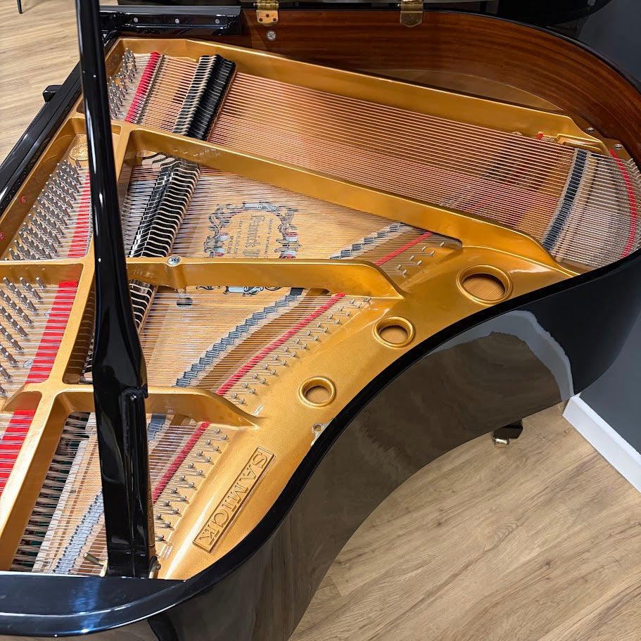Samick SIG47 Baby Grand Piano in Polished Ebony: Serial No: IJNCG0068 | Second Hand