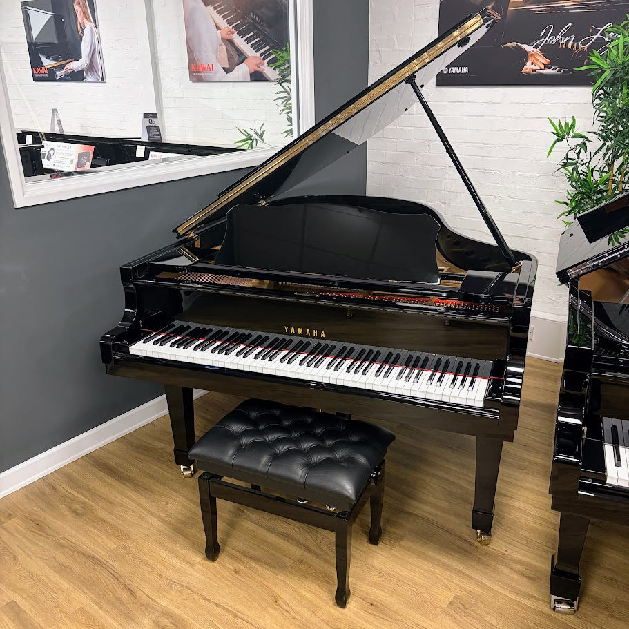 Yamaha C3 Polished Ebony Grand Piano Serial No: B2263607 | Reconditioned