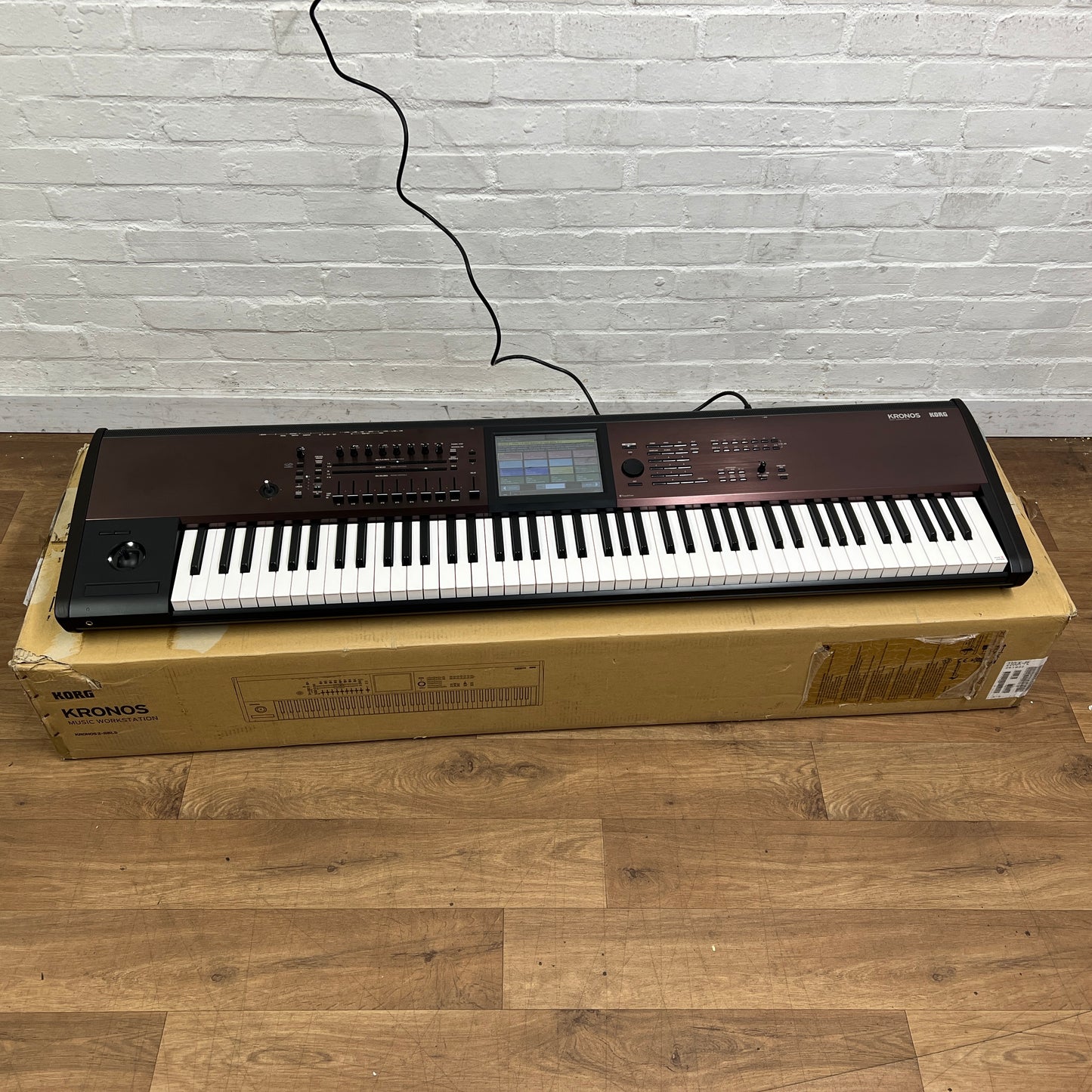Korg Kronos 2 88-LS Keyboard; Serial No: 261932 | Second Hand