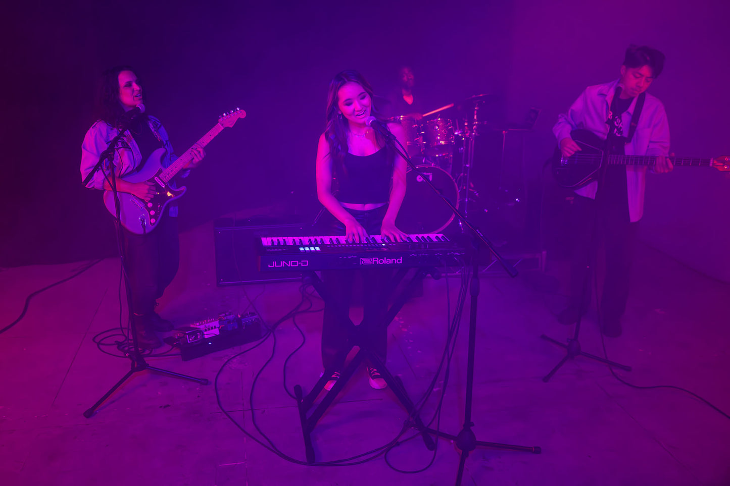 Roland Juno D7 Synthesizer