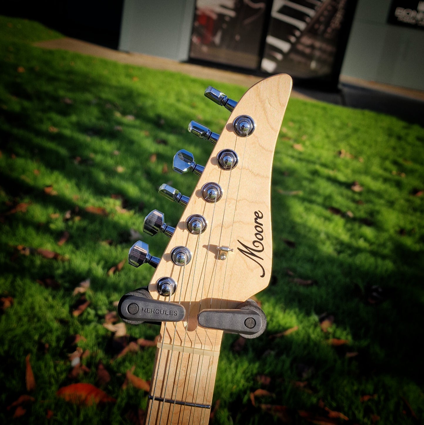 Moore Guitars Samuel; ‘FP’ Natural #010