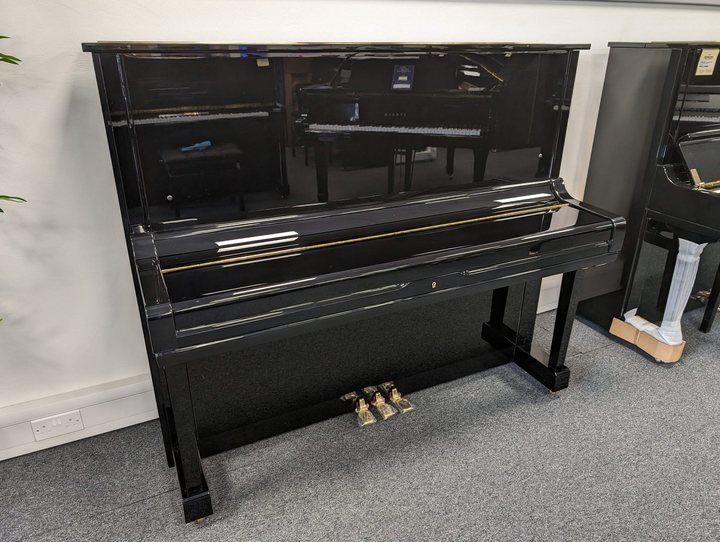 Yamaha U3 Upright Piano in Polished Black Serial No: H2376266 | RECONDITIONED AS NEW