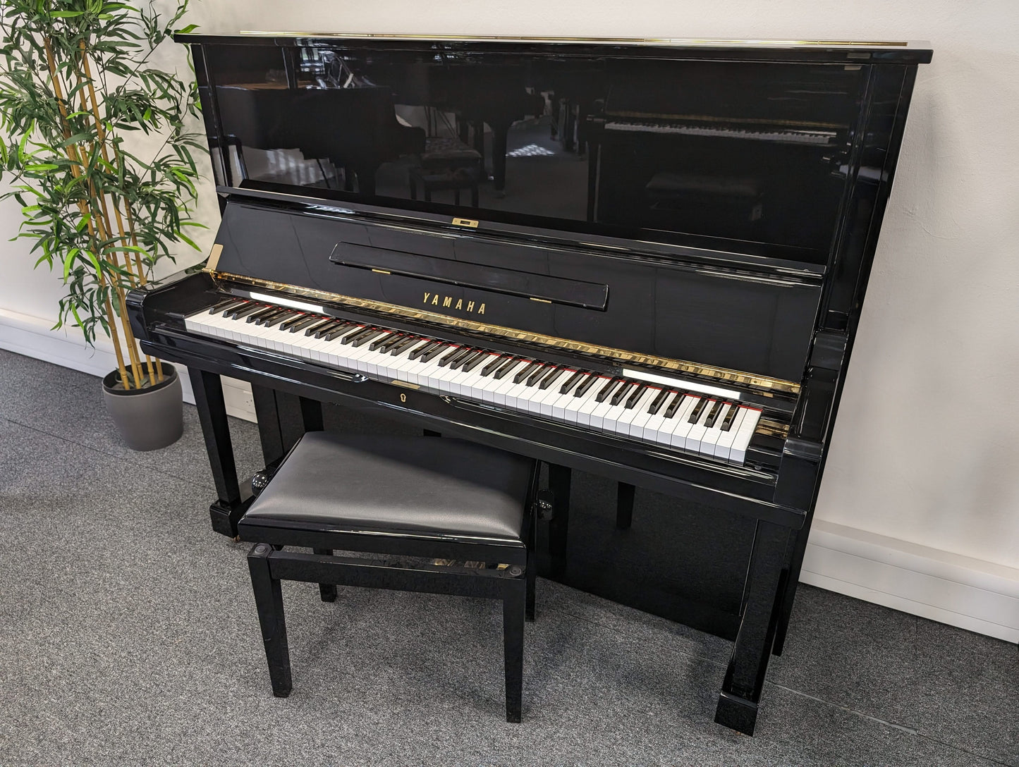 Yamaha U3 Upright Piano in Polished Black Serial No: H2376266 | RECONDITIONED AS NEW