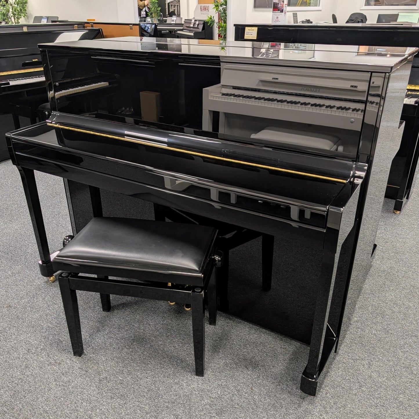 Kawai K200 Upright Piano In Polished Ebony: Serial No: F137502 | Second Hand