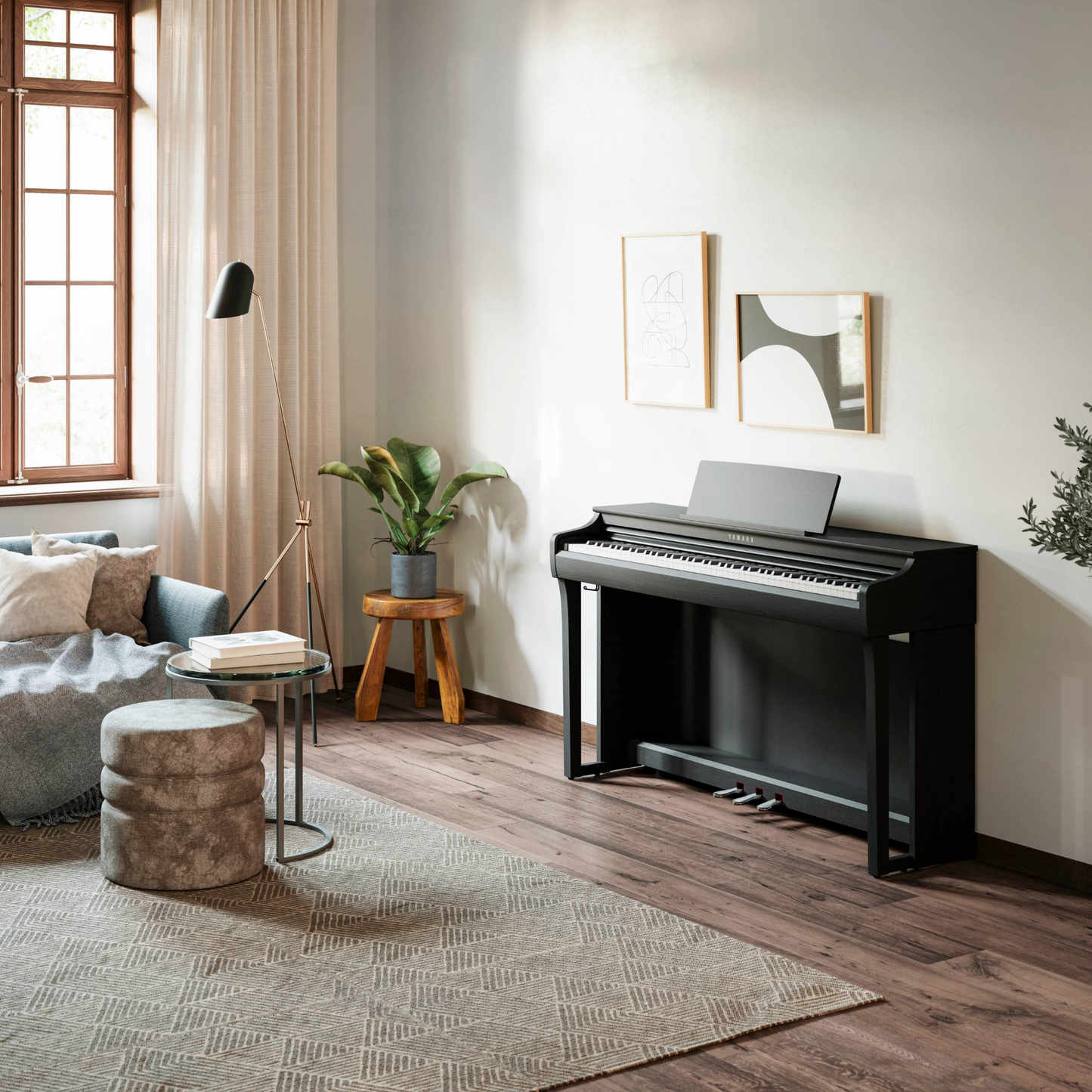 Yamaha CLP825PE Polished Ebony Branded Package