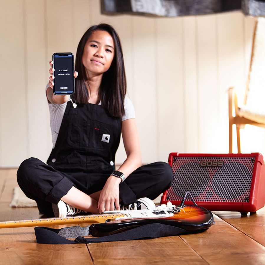 Boss Cube Street II Battery Powered Amp; Red