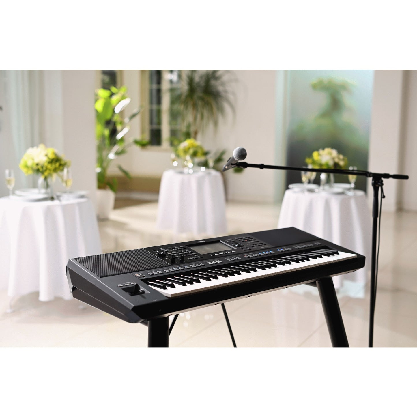 Yamaha PSR-SX920 Arranger Keyboard Workstation