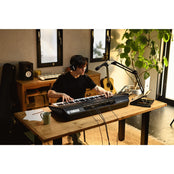 Yamaha PSR-SX920 Arranger Keyboard Workstation
