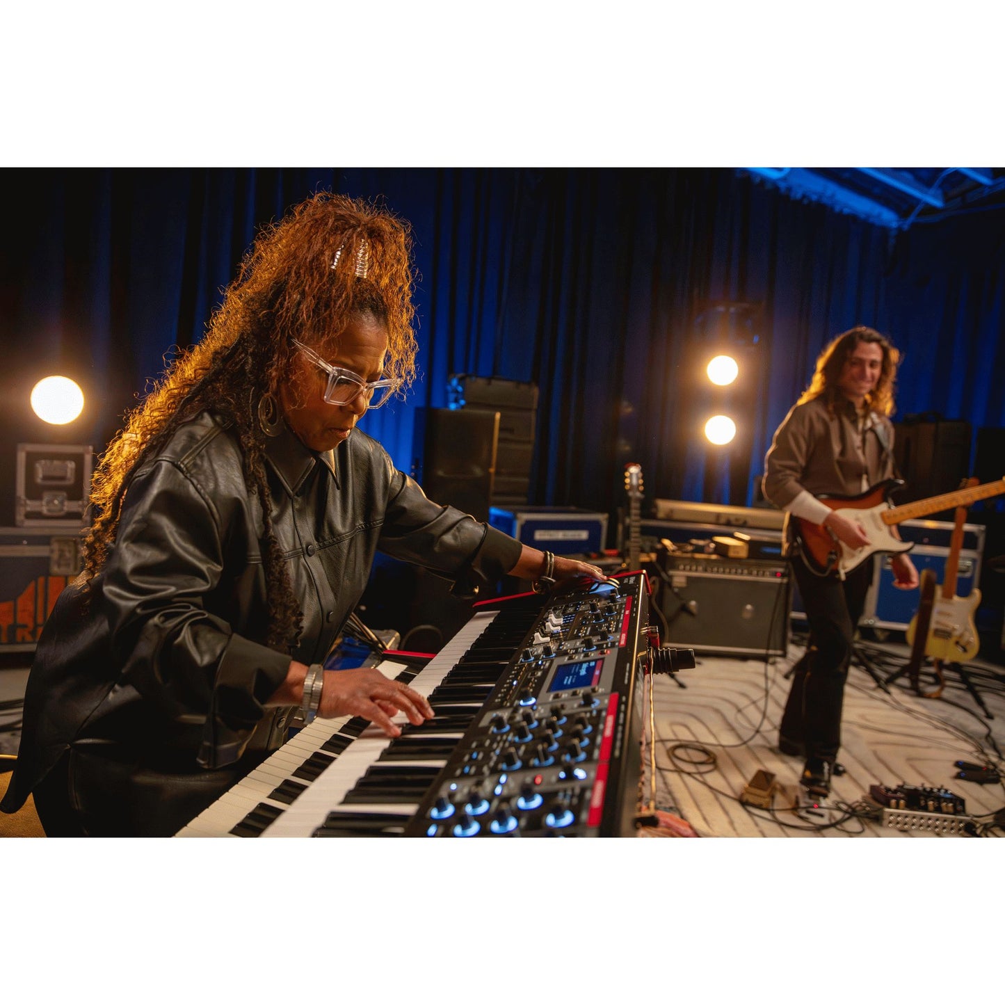 Roland V-Stage 76 Keyboard with Stand & Carry Bag Bundle