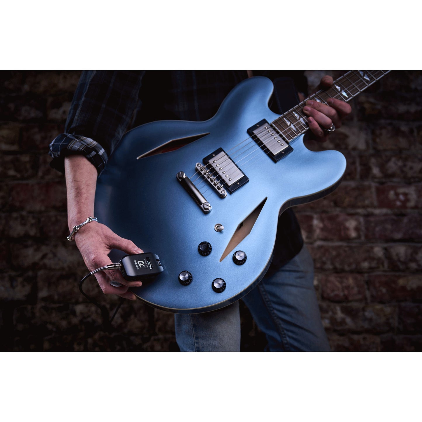 Boss KATANA:GO Personal Headphone Guitar Amplifier with Case Bundle