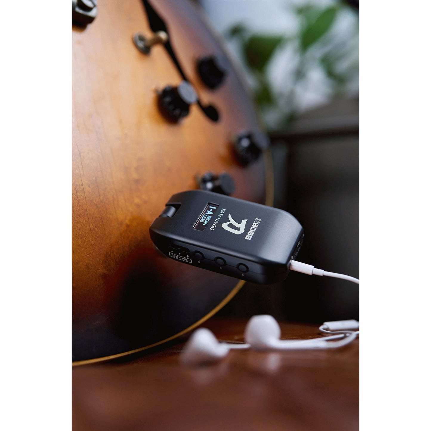 Boss KATANA:GO Personal Headphone Guitar Amplifier with Case Bundle