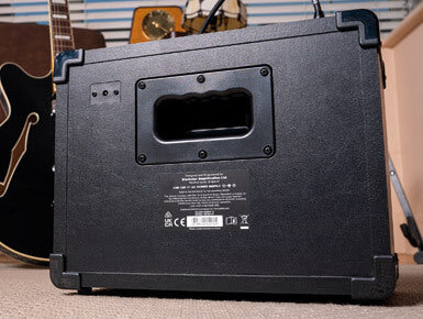 Blackstar Id:Core 40 V4 Superwide Stereo Digital Combo