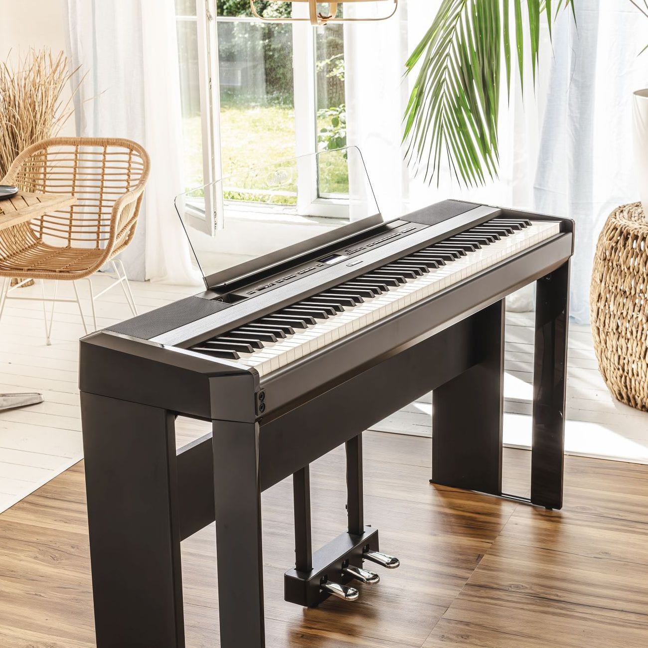 Yamaha P525 Digital Piano Home Package; Black