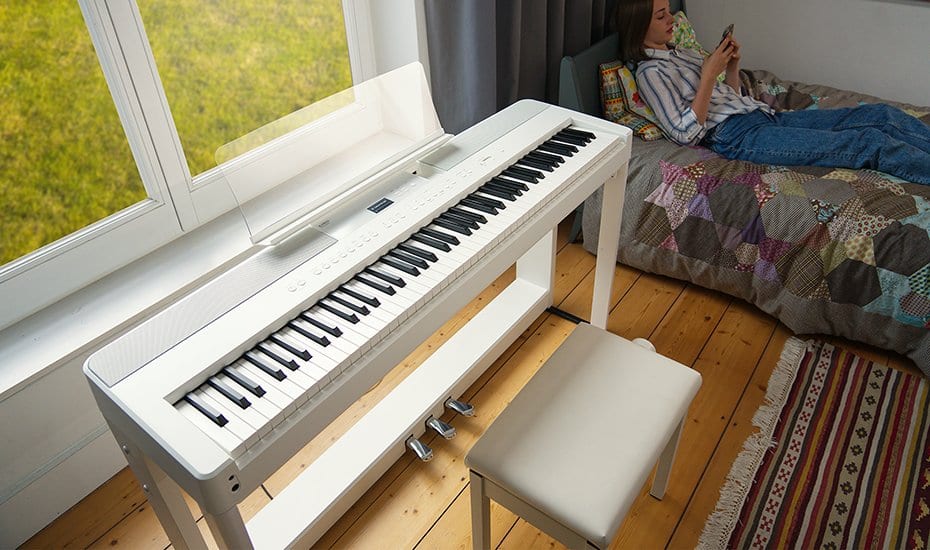 Kawai ES520 Portable Digital Piano; White Stand & Bench Bundle