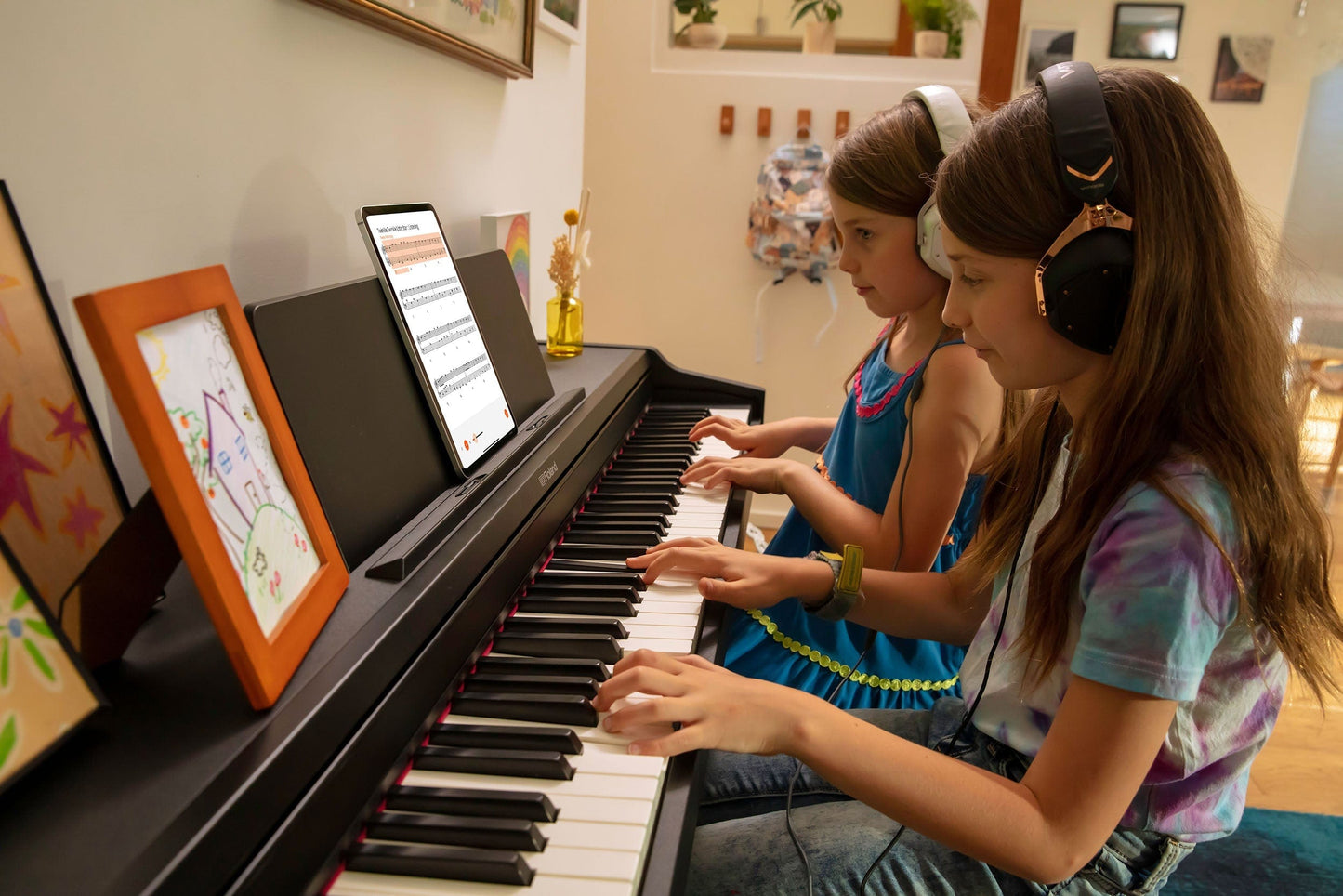 Roland RP107 Digital Piano; Black Value Package