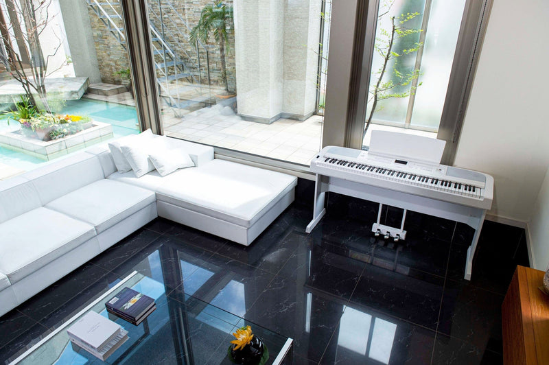 Yamaha DGX670 White Piano Upgraded Package
