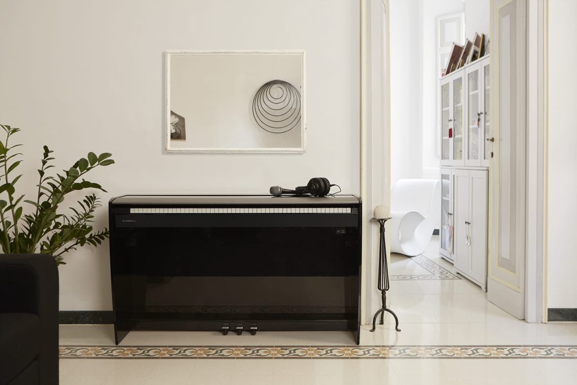 Dexibell H10 Digital Piano; Polished Black