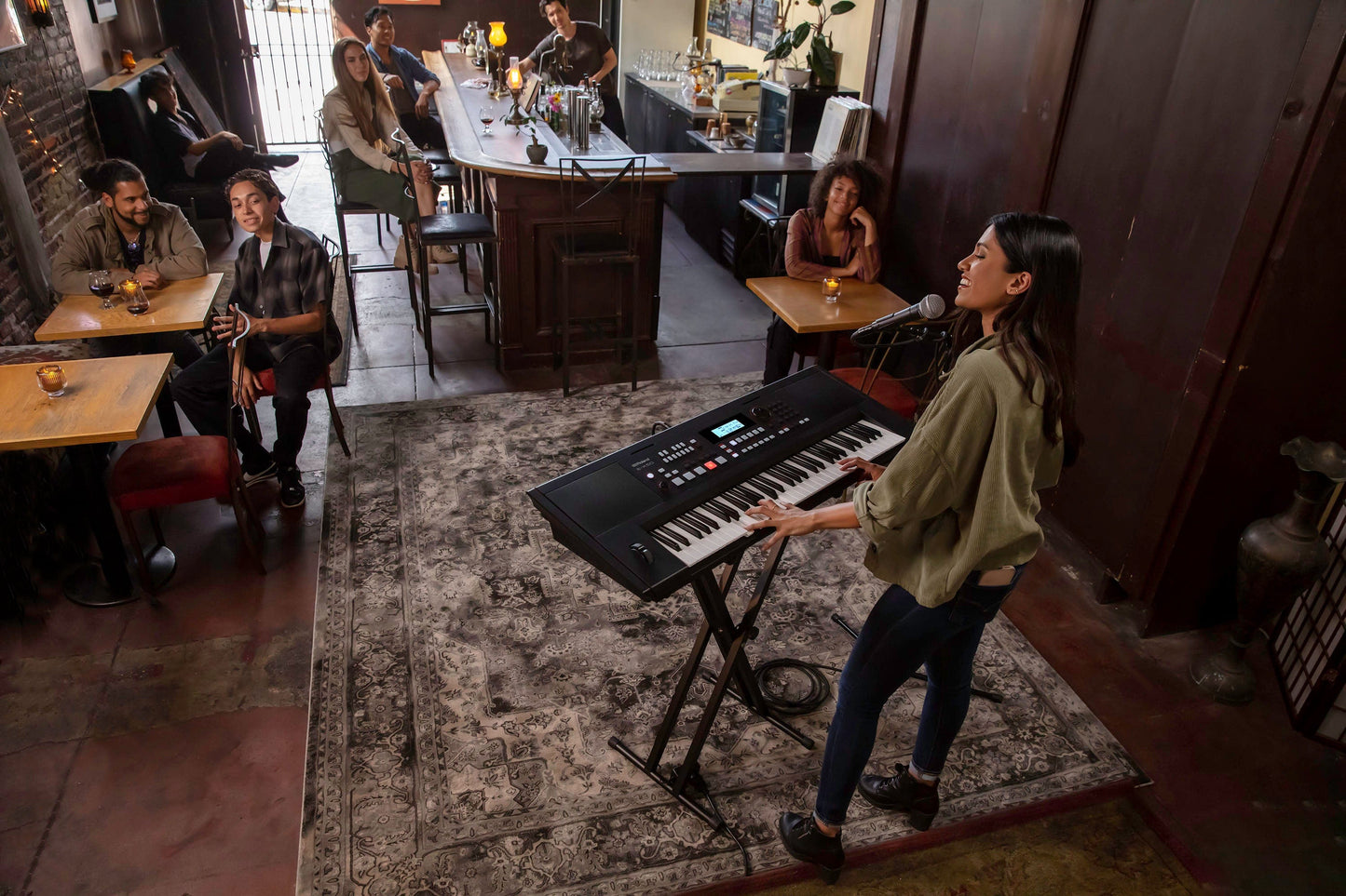 Roland E-X50 Entertainment Keyboard