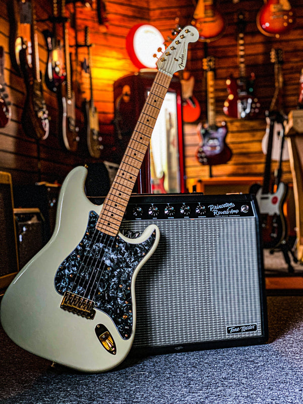 Second Hand Fender Custom Shop Swiss Edition 50's Stratocaster 14 of 20 inc Case
