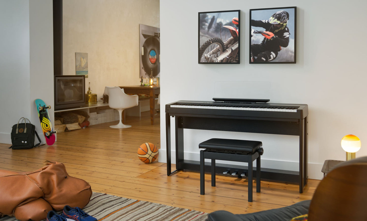 Kawai ES920 Digital Piano; Black Upgraded Package