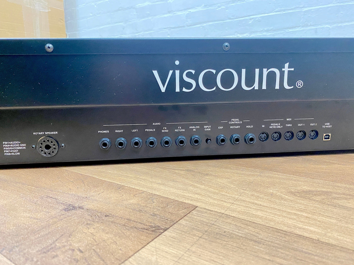 Second Hand Viscount Legend Live Key B Organ Serial No: 8216747